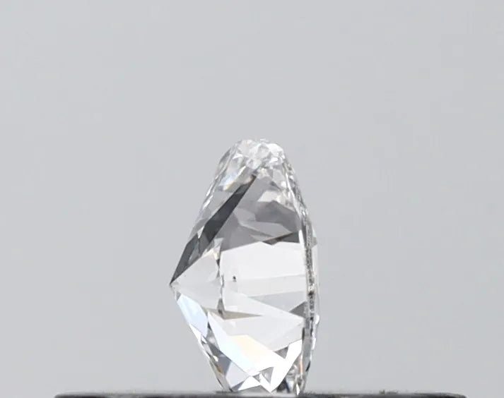0.23ct Oval Lab Grown Diamond (Colour D, Clarity SI1, IGI Certified)