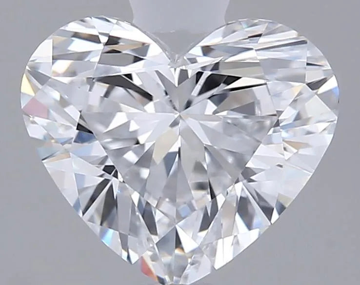 1.23ct Heart Lab Grown Diamond (Colour E, Clarity VVS2, IGI Certified)