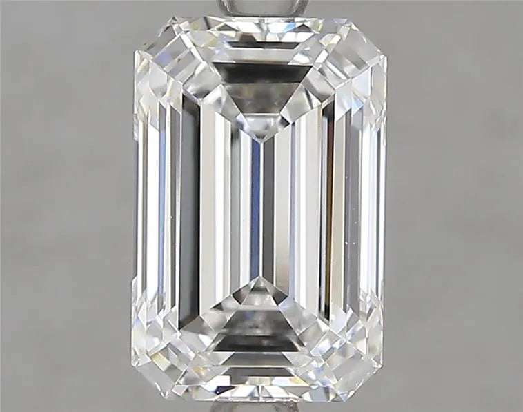 2.30ct Emerald Lab Grown Diamond (Colour F, Clarity VVS1, IGI Certified)