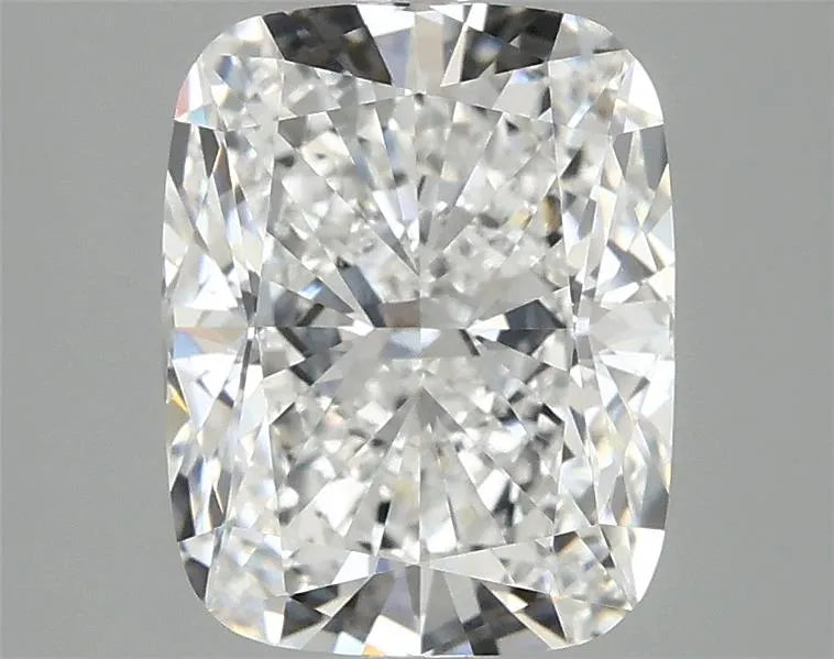 3.02ct Cushion modified Lab Grown Diamond (Colour E, Clarity VVS2, IGI Certified)