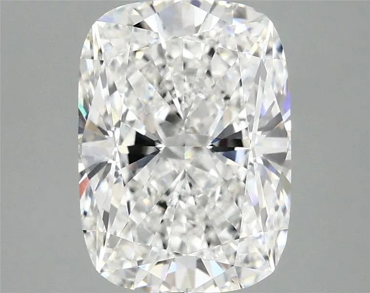 3.10ct Cushion modified Lab Grown Diamond (Colour E, Clarity VS1, IGI Certified)