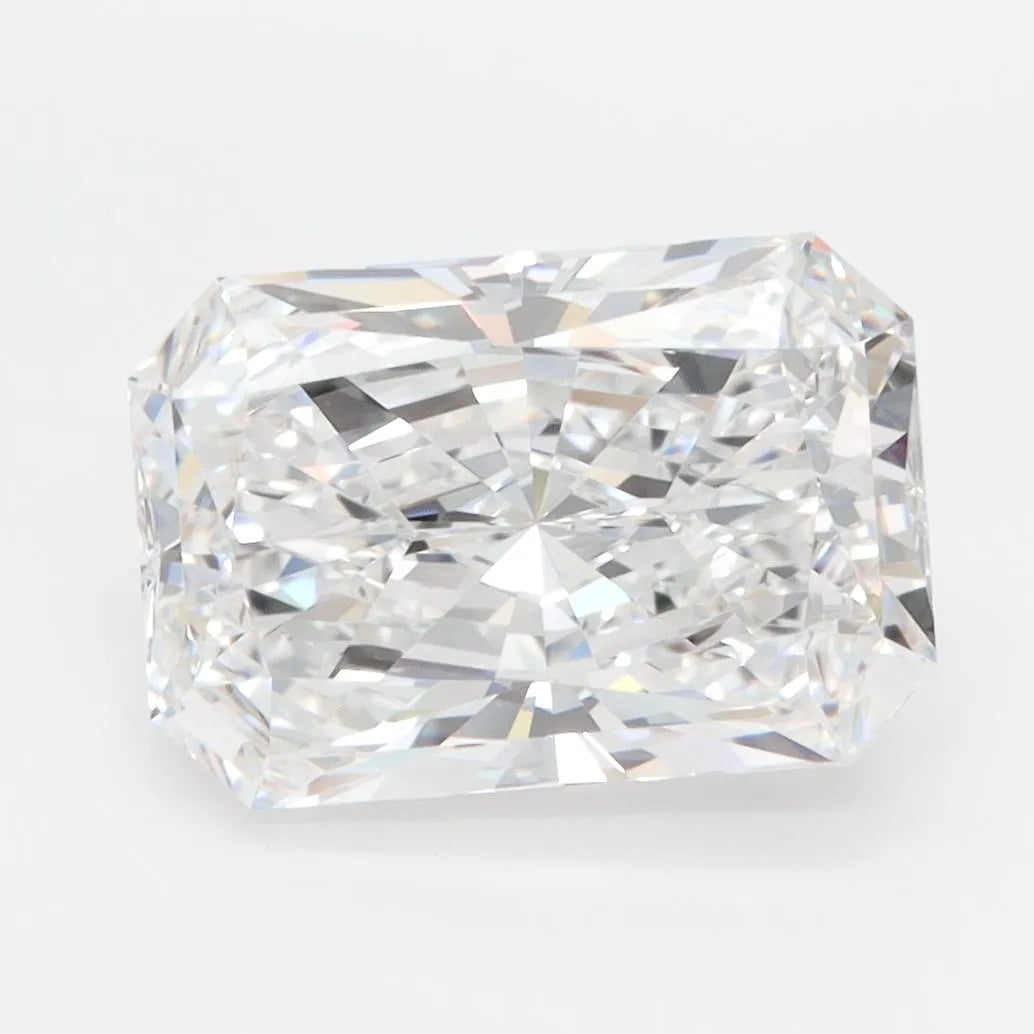 3.31ct Radiant Lab Grown Diamond (Colour D, Clarity VVS1, IGI Certified)