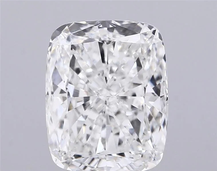 4.00ct Cushion modified Lab Grown Diamond (Colour F, Clarity VVS2, IGI Certified)