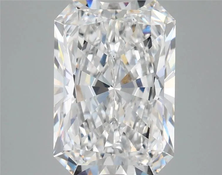 5.02ct Radiant Lab Grown Diamond (Colour D, Clarity IF, IGI Certified)