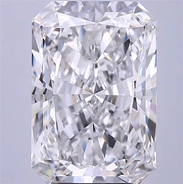 5.65ct Radiant Lab Grown Diamond (Colour E, Clarity VVS1, IGI Certified)