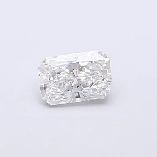 0.24ct Radiant Lab Grown Diamond (Colour D, Clarity VS1, IGI Certified)