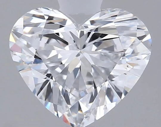 1.23ct Heart Lab Grown Diamond (Colour E, Clarity VVS2, IGI Certified)