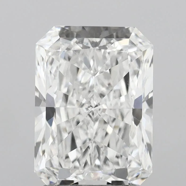 2.03ct Radiant Lab Grown Diamond (Colour E, Clarity VVS1, IGI Certified)