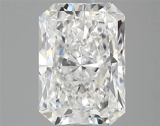 2.10ct Radiant Lab Grown Diamond (Colour D, Clarity VVS1, IGI Certified)