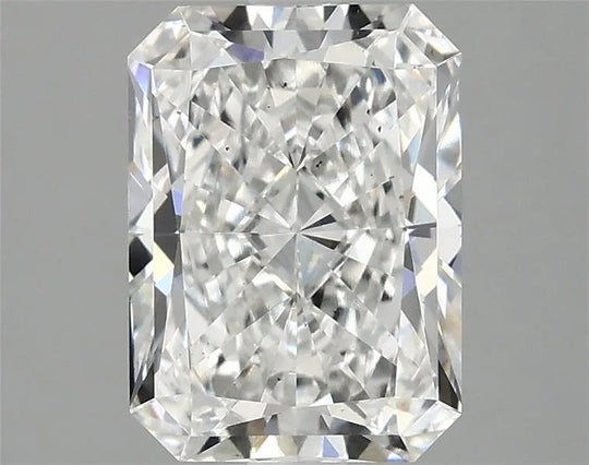 2.34ct Radiant Lab Grown Diamond (Colour E, Clarity VS2, IGI Certified)