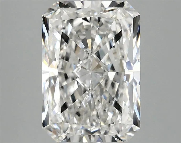 2.99ct Radiant Lab Grown Diamond (Colour F, Clarity VVS2, IGI Certified)