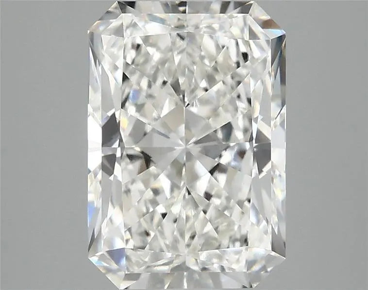 3.00ct Radiant Lab Grown Diamond (Colour G, Clarity VVS2, IGI Certified)