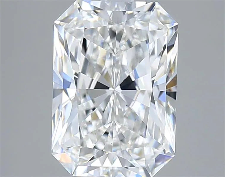 3.01ct Radiant Lab Grown Diamond (Colour E, Clarity VS2, IGI Certified)