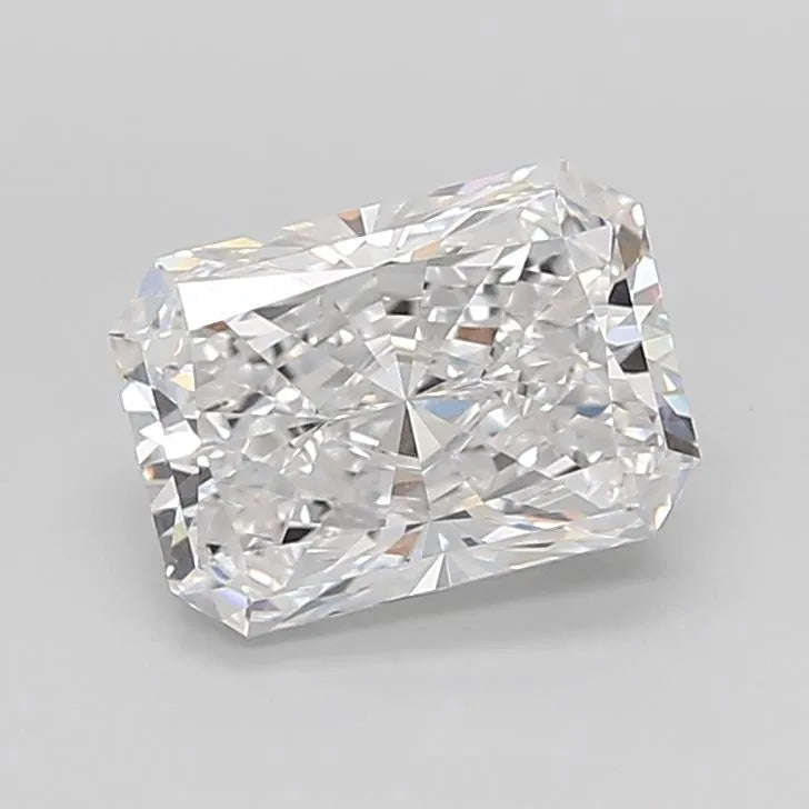 3.04ct Radiant Lab Grown Diamond (Colour D, Clarity VVS1, IGI Certified)
