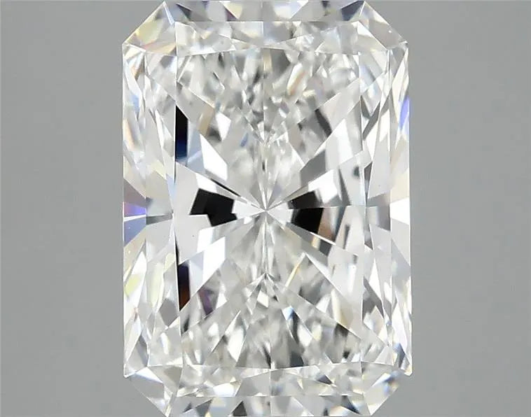 3.05ct Radiant Lab Grown Diamond (Colour E, Clarity VS1, IGI Certified)
