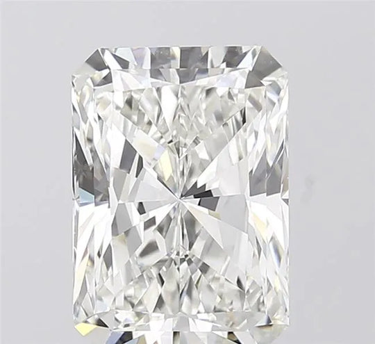 3.90ct Radiant Lab Grown Diamond (Colour F, Clarity VVS2, IGI Certified)