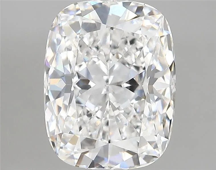 3.91ct Cushion modified Lab Grown Diamond (Colour E, Clarity VVS2, IGI Certified)