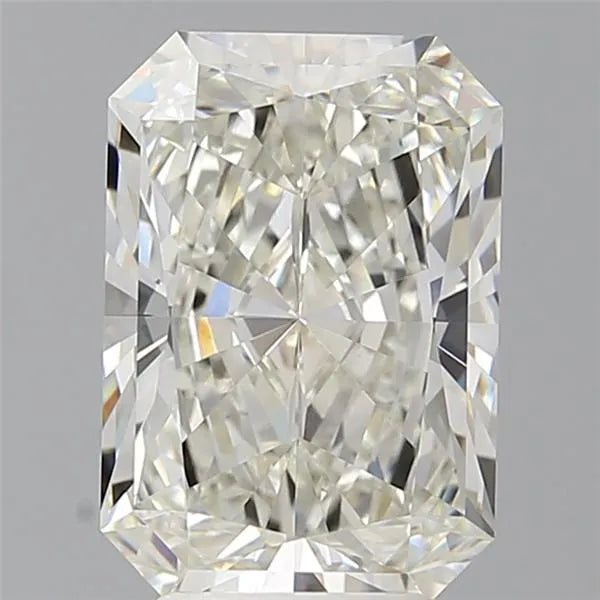 4.07ct Radiant Lab Grown Diamond (Colour G, Clarity VVS2, IGI Certified)