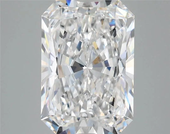 5.02ct Radiant Lab Grown Diamond (Colour D, Clarity IF, IGI Certified)