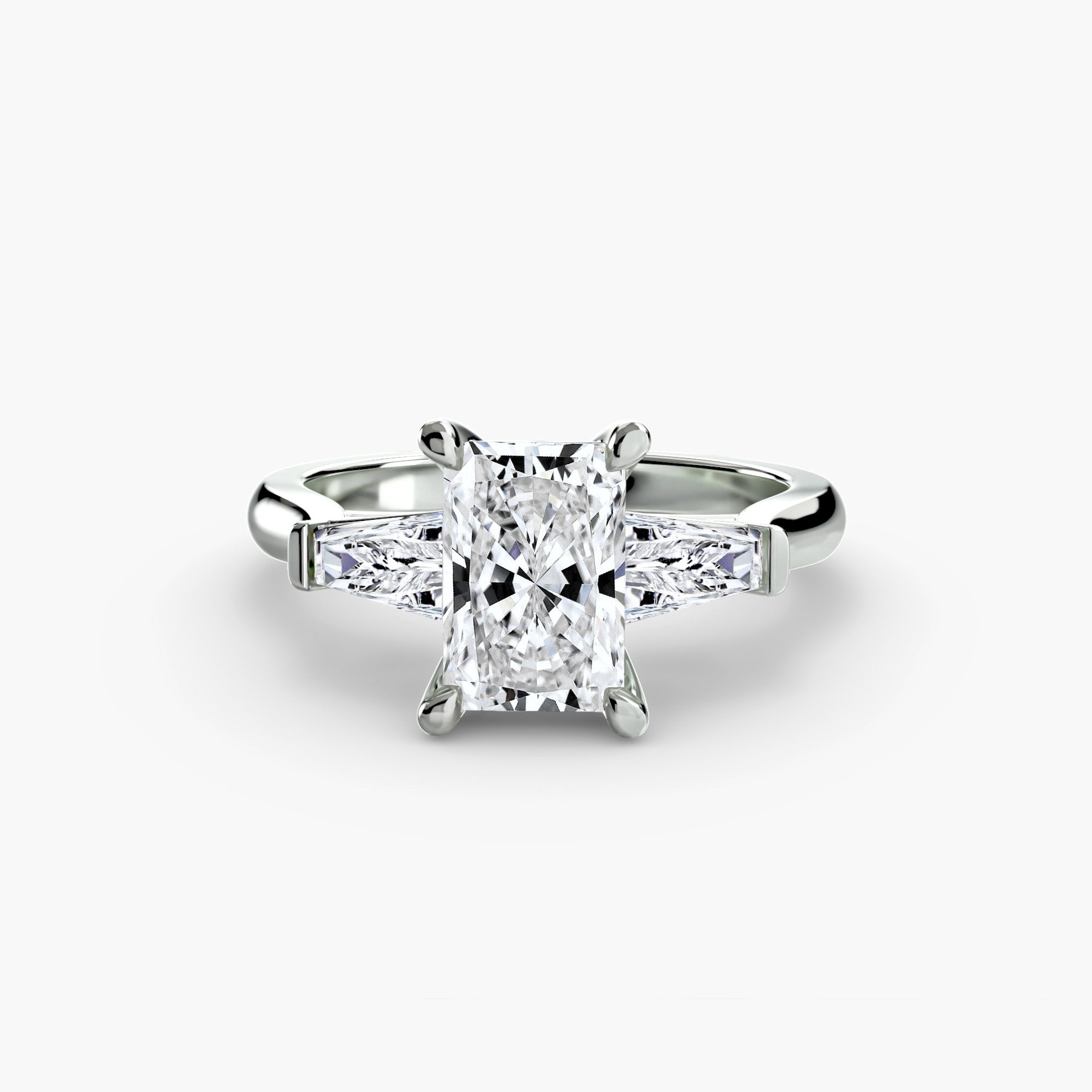 Assetto Three-Stone Setting